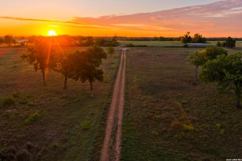 5098 S Fm 486 Thorndale TX 76577