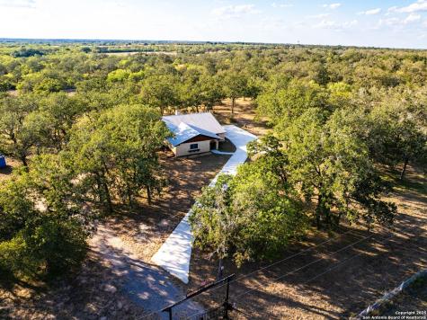 580 Rangeland Road Seguin TX 78155