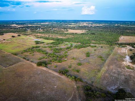 580 Rangeland Road Seguin TX 78155