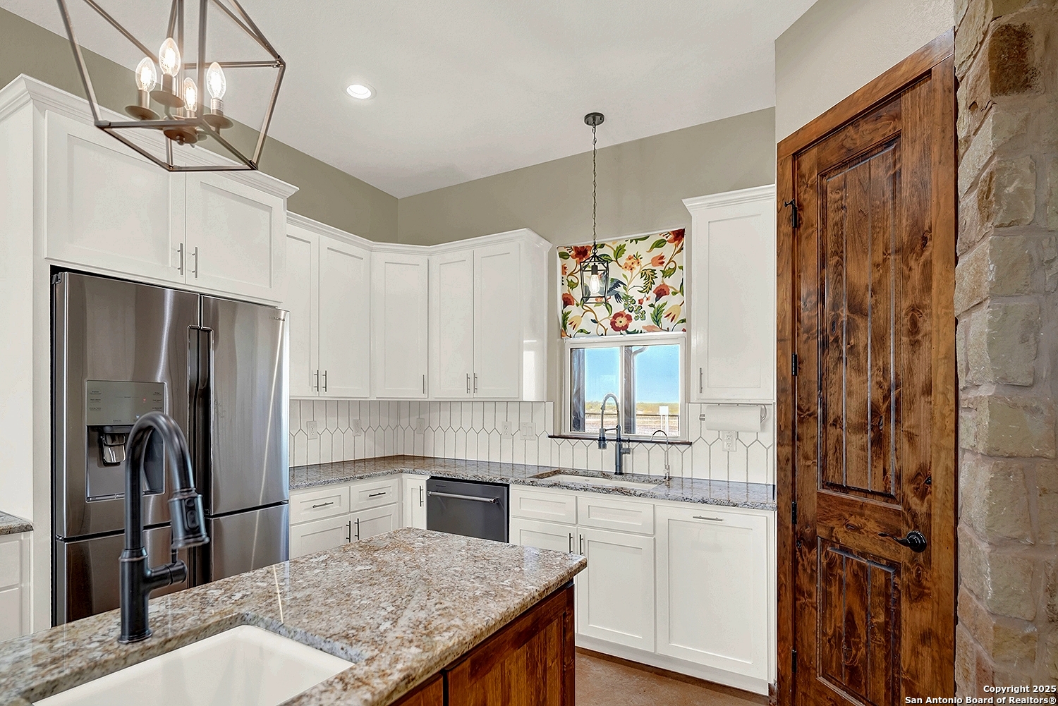 3498 County Road 215 Falls City TX 78113