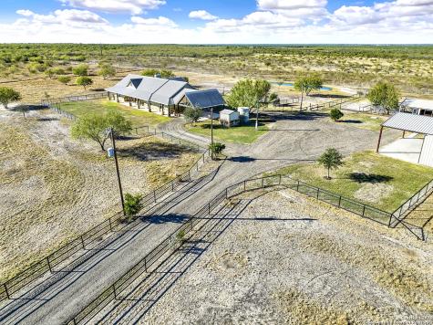 3498 County Road 215 Falls City TX 78113