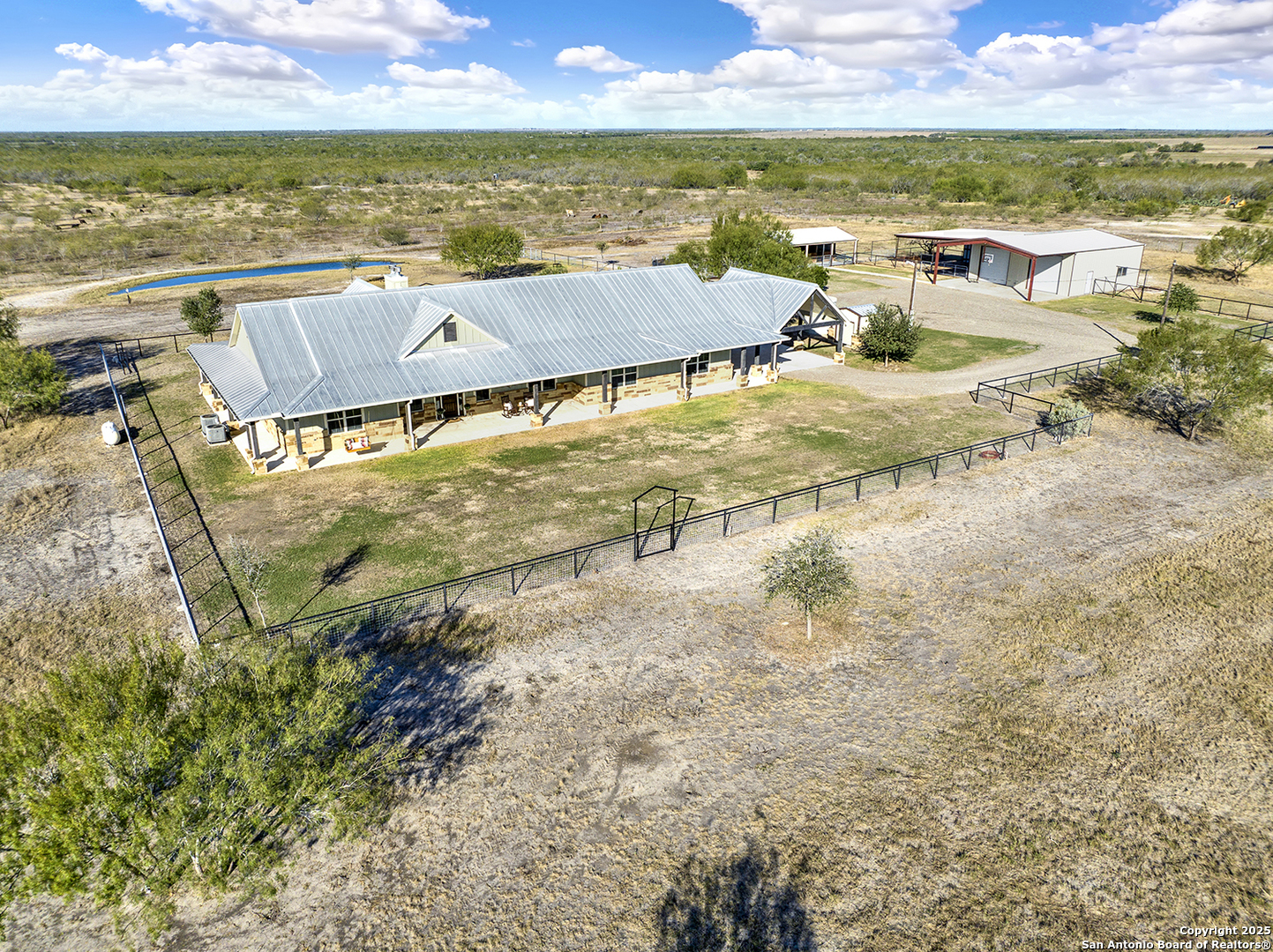 3498 County Road 215 Falls City TX 78113
