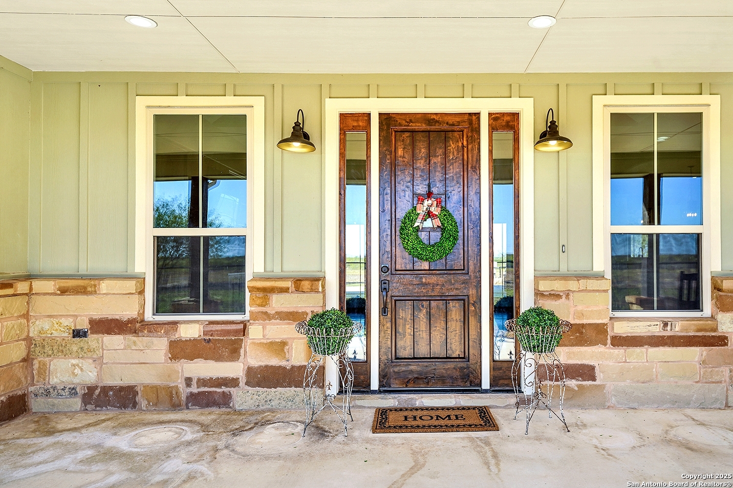 3498 County Road 215 Falls City TX 78113