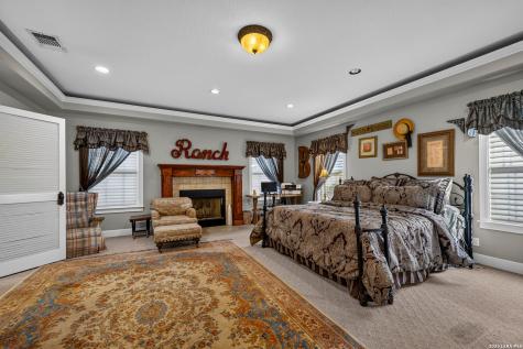 14361 La Vernia Road San Antonio TX 78152
