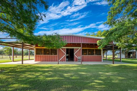 14361 La Vernia Road San Antonio TX 78152