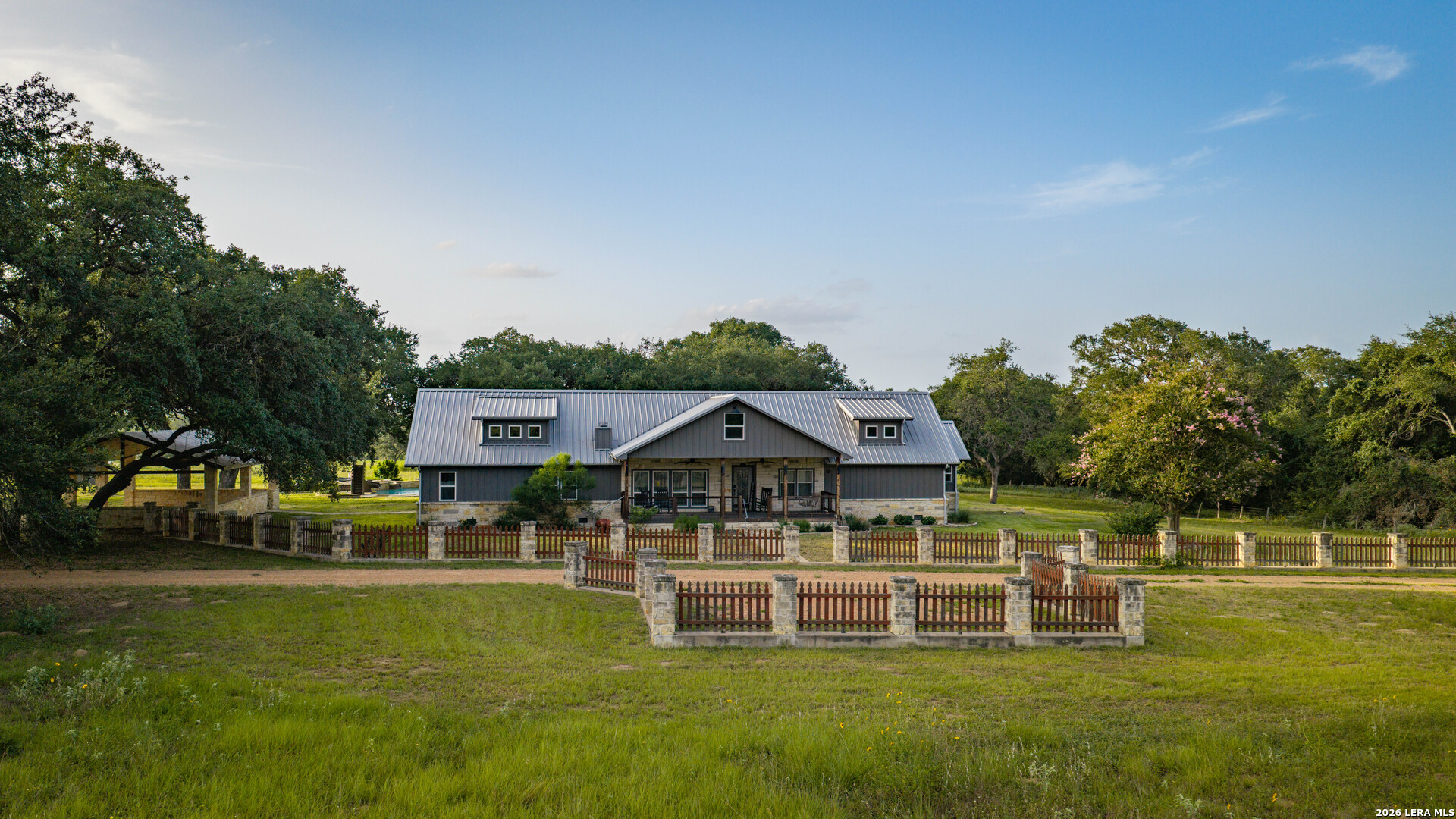 2288 Us Highway 77a Cuero TX 77954