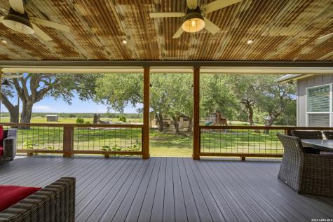 2288 Us Highway 77a Cuero TX 77954