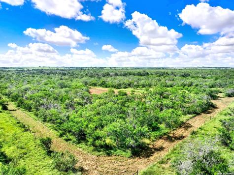 1591 County Road 476 Stockdale TX 78160