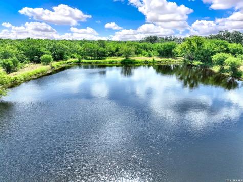 1591 County Road 476 Stockdale TX 78160