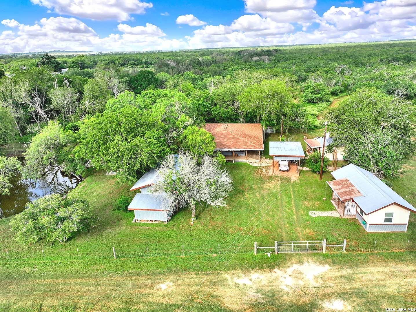 1591 County Road 476 Stockdale TX 78160