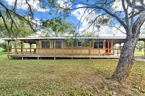 1591 County Road 476 Stockdale TX 78160