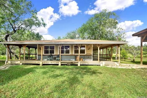 1591 County Road 476 Stockdale TX 78160