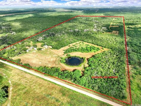 1591 County Road 476 Stockdale TX 78160