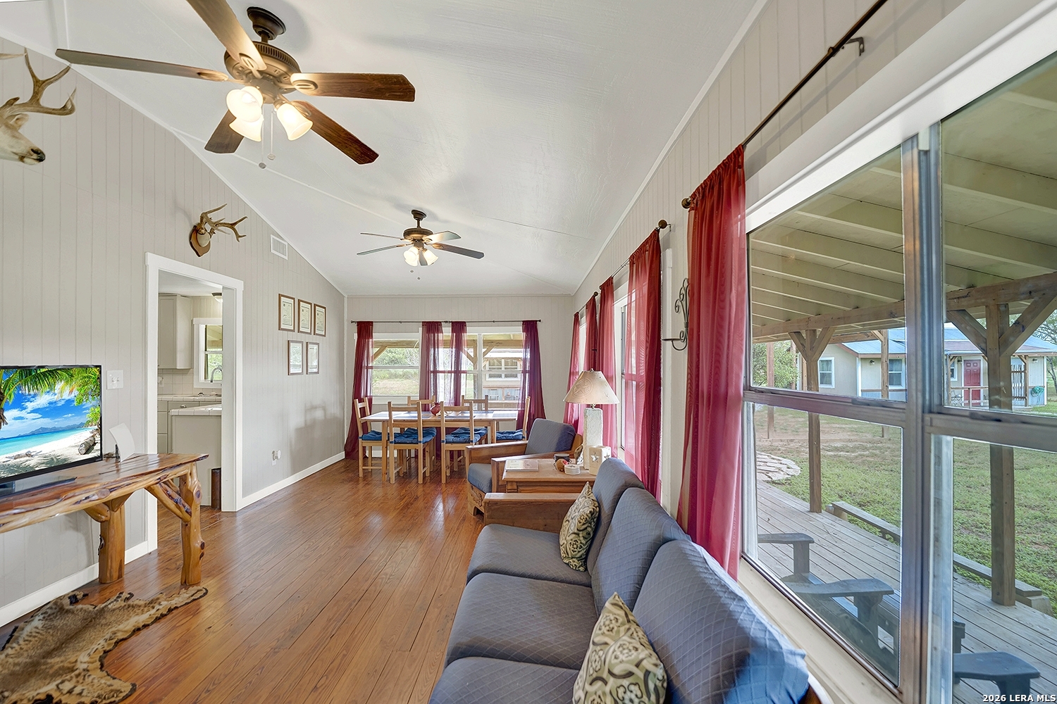 1591 County Road 476 Stockdale TX 78160