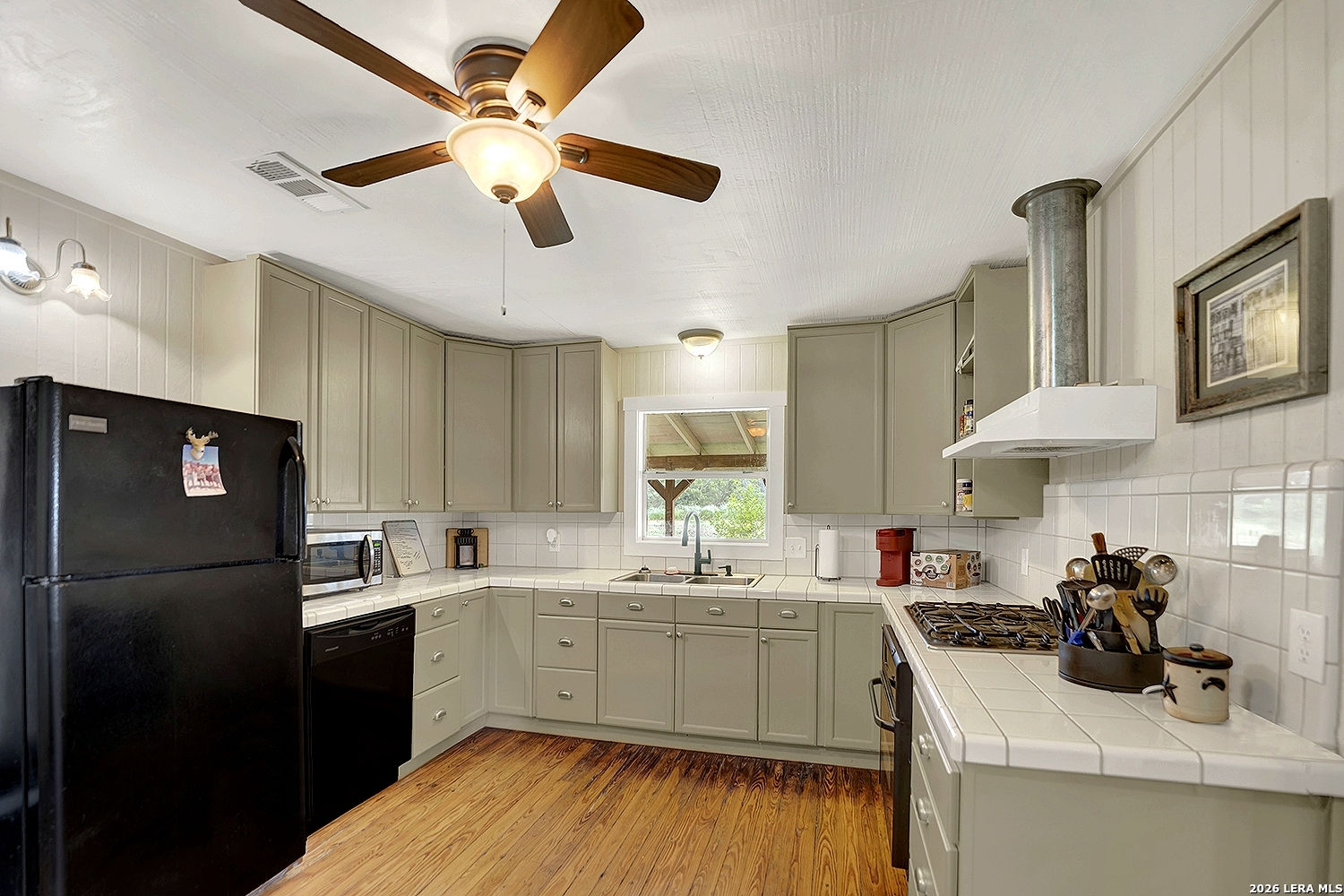 1591 County Road 476 Stockdale TX 78160