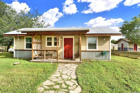 1591 County Road 476 Stockdale TX 78160
