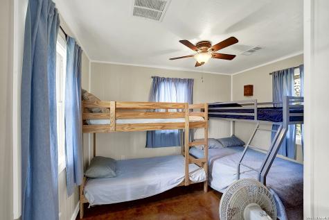 1591 County Road 476 Stockdale TX 78160