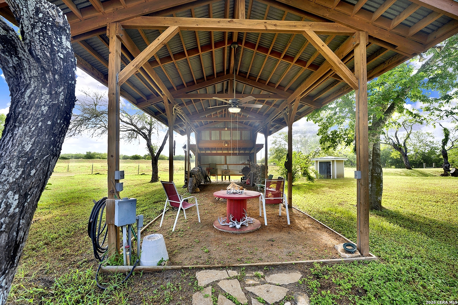 1591 County Road 476 Stockdale TX 78160