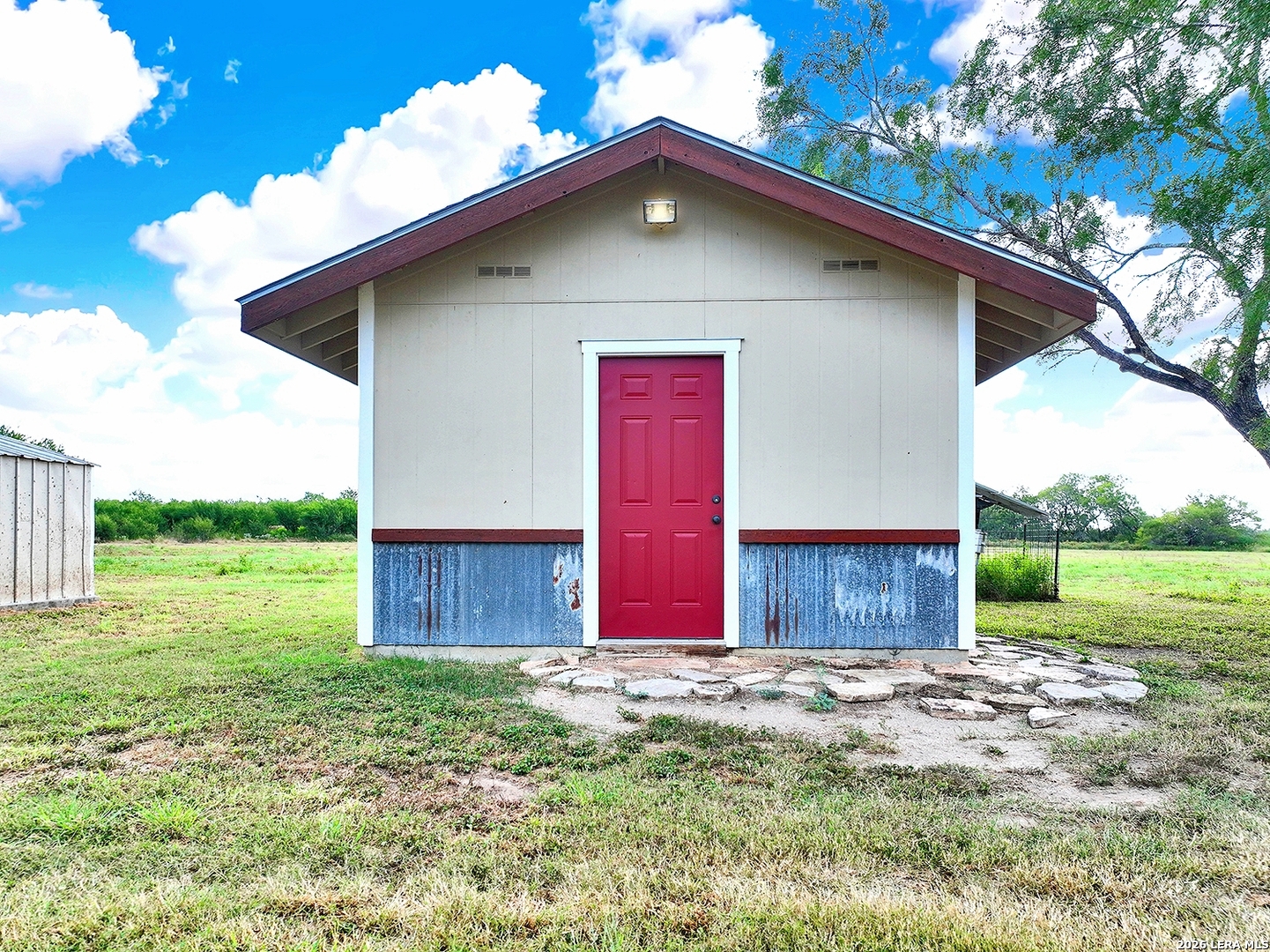 1591 County Road 476 Stockdale TX 78160