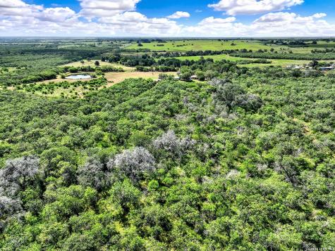 1591 County Road 476 Stockdale TX 78160