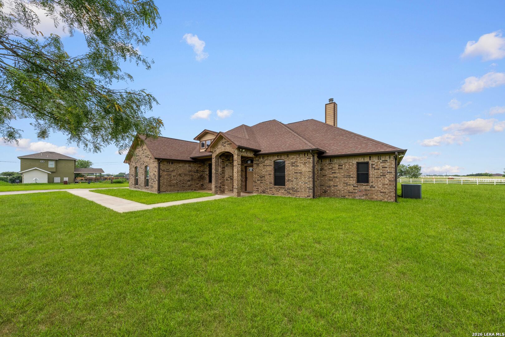 16371 Borregas Road Elmendorf TX 78112