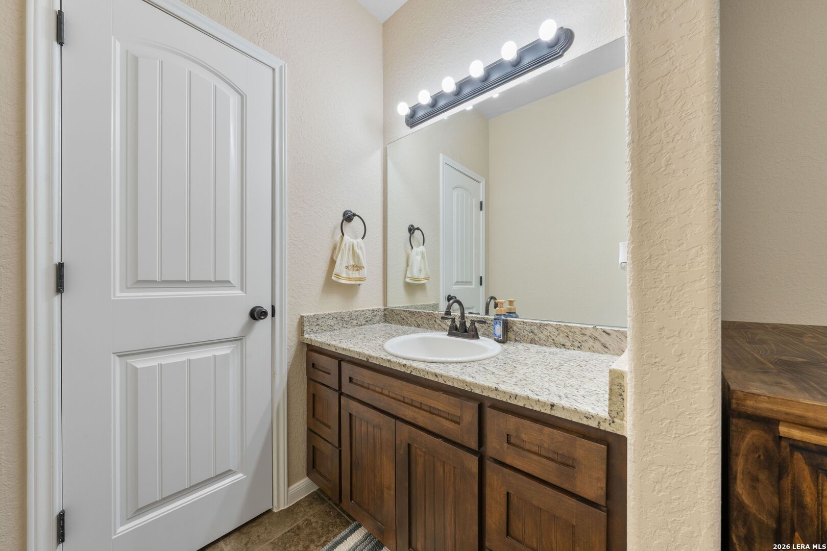 16371 Borregas Road Elmendorf TX 78112