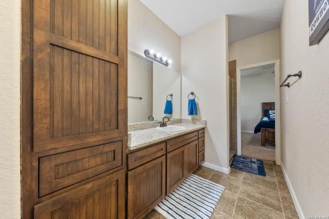 16371 Borregas Road Elmendorf TX 78112