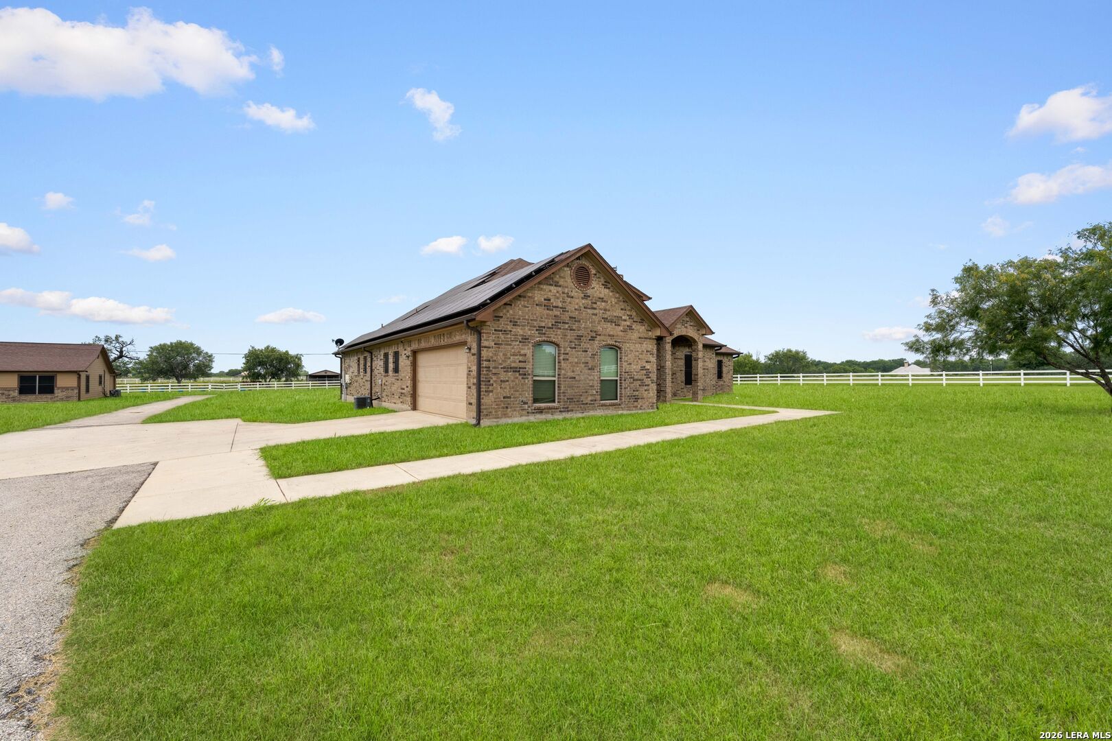 16371 Borregas Road Elmendorf TX 78112