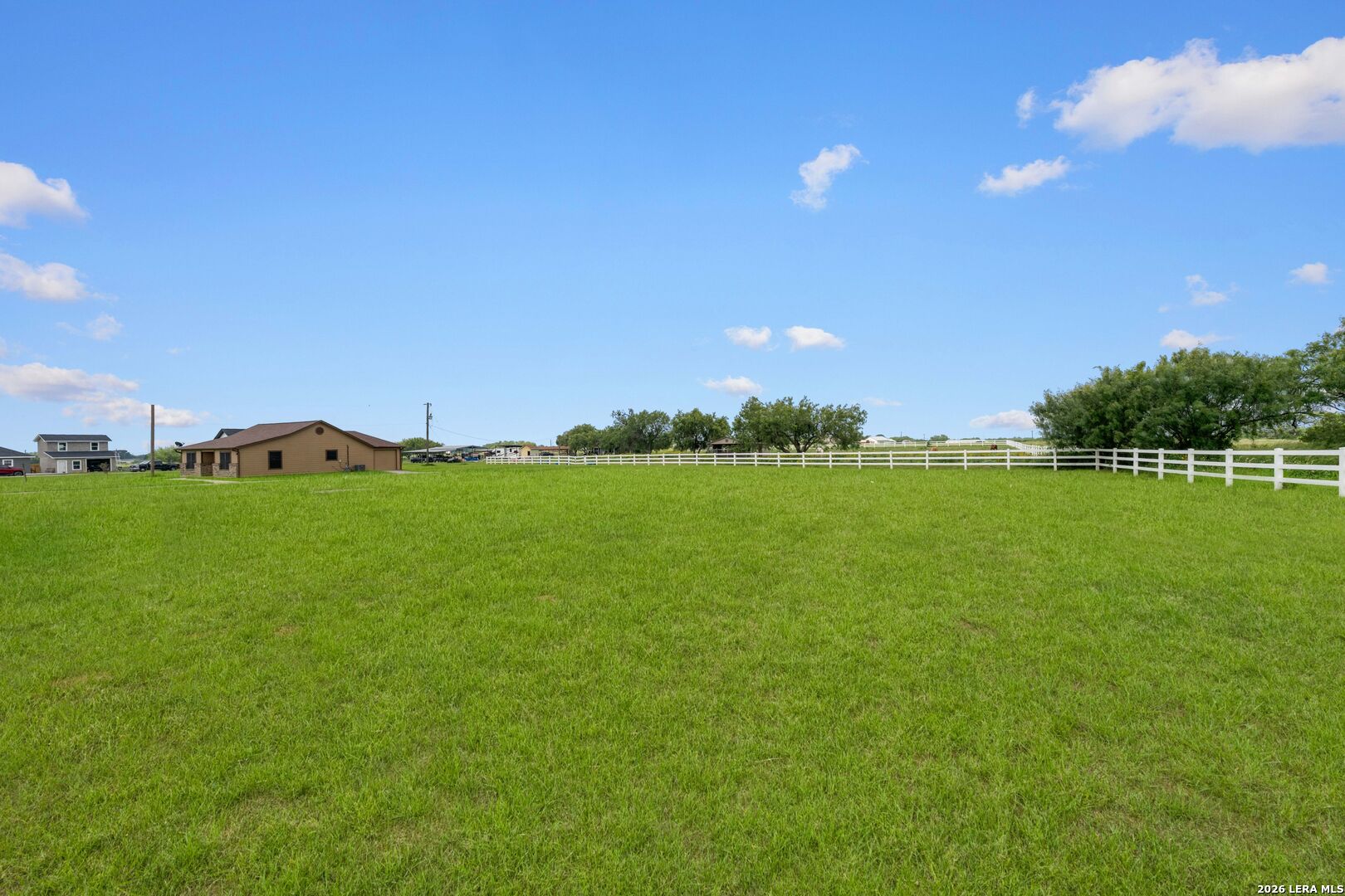 16371 Borregas Road Elmendorf TX 78112