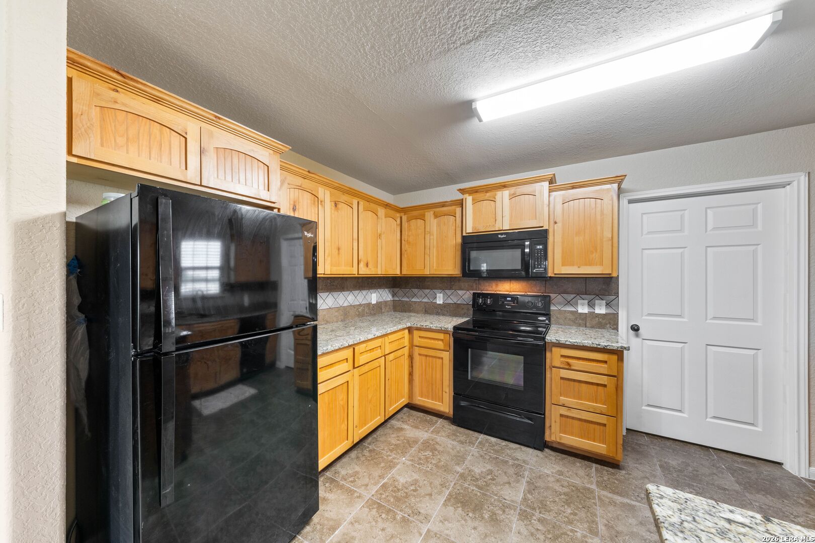 16371 Borregas Road Elmendorf TX 78112