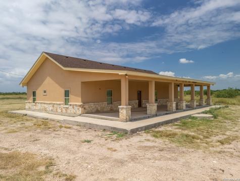 23885 Fm 1021 El Indio TX 78860