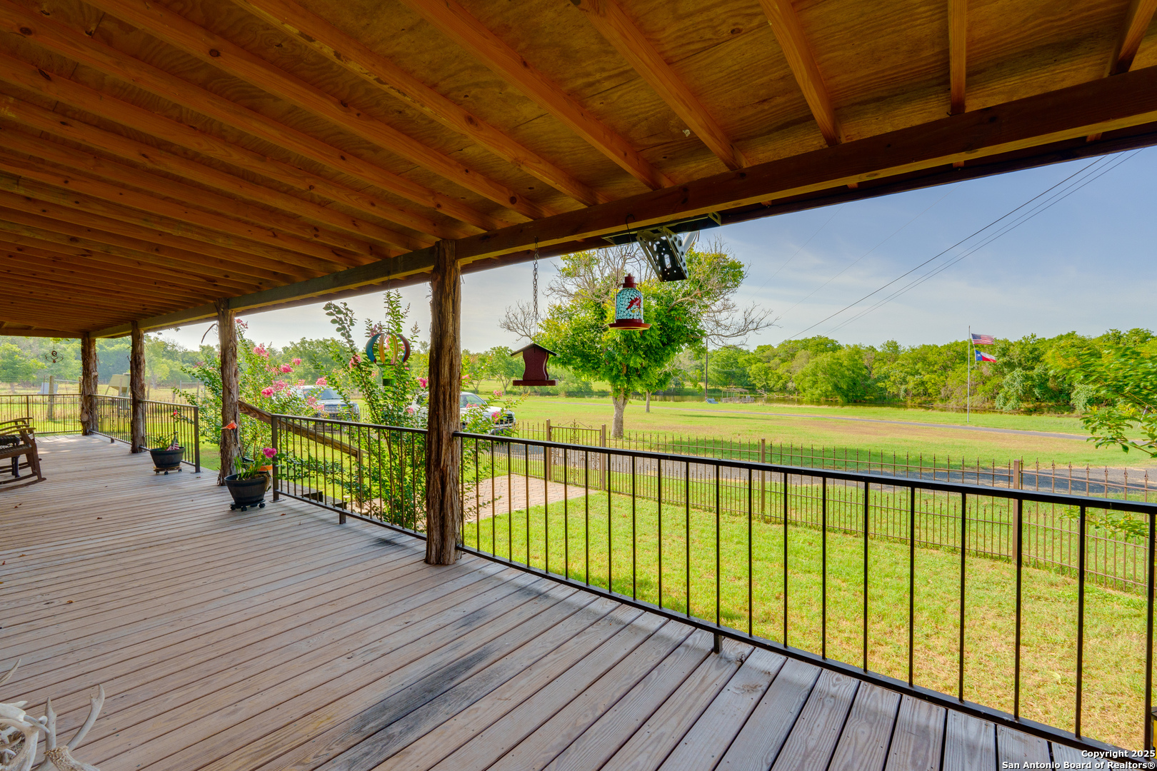 10745 Rosemar Lane Adkins TX 78101