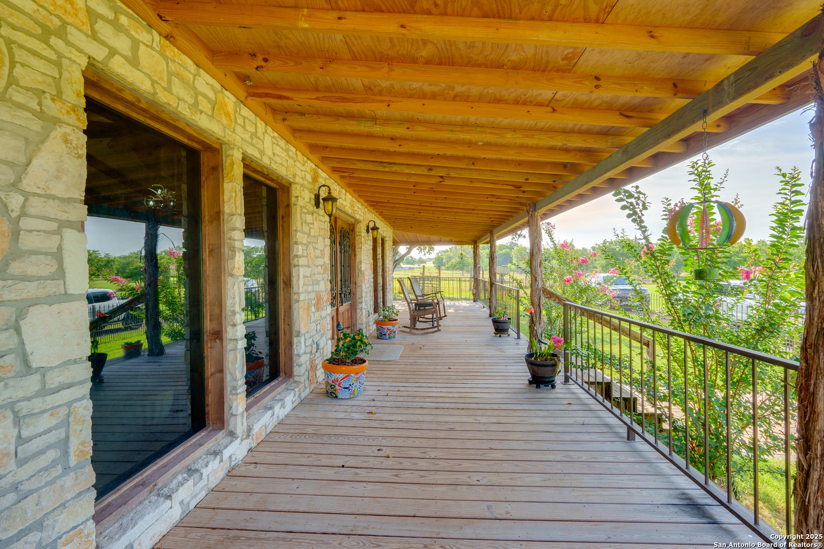 10745 Rosemar Lane Adkins TX 78101