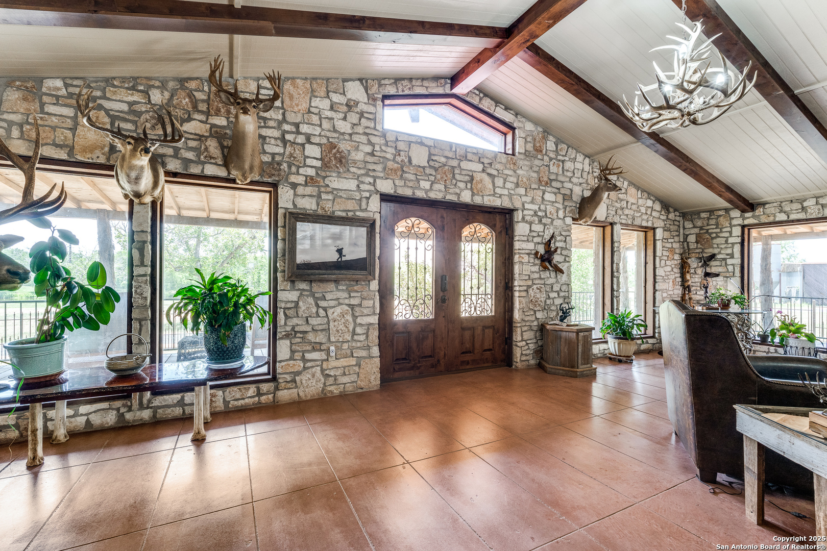 10745 Rosemar Lane Adkins TX 78101