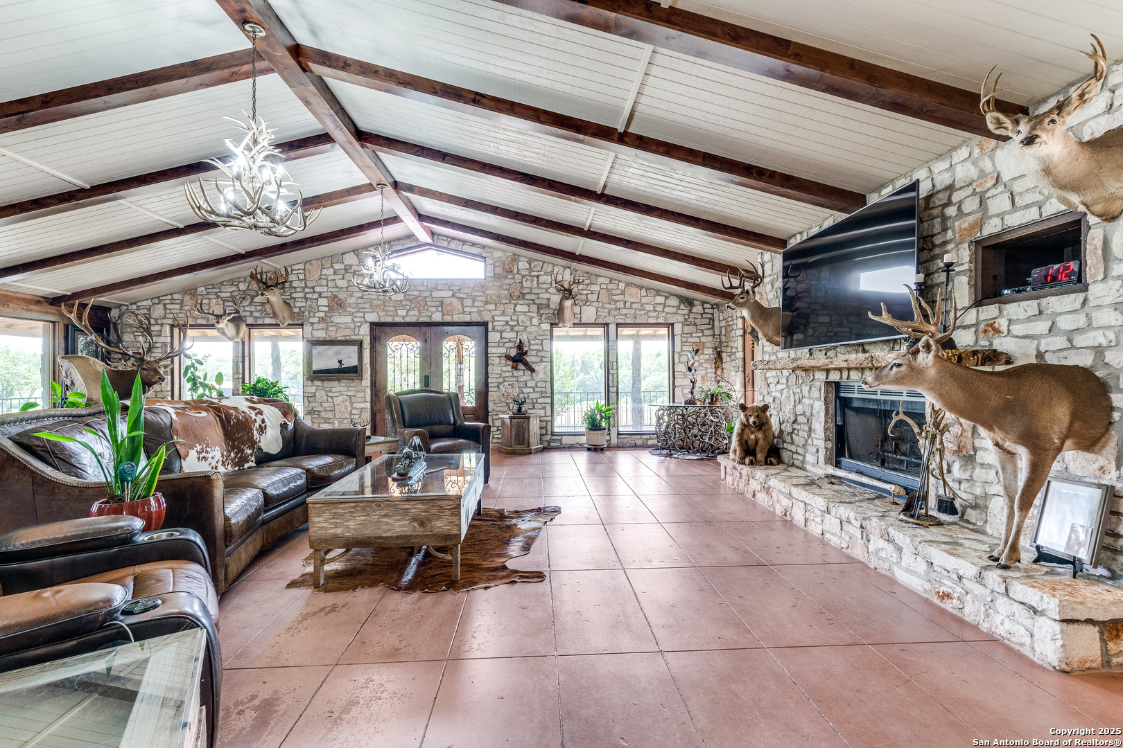 10745 Rosemar Lane Adkins TX 78101