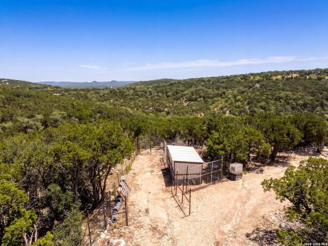 225 Arrowhead Lane Pipe Creek TX 78063