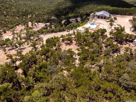 225 Arrowhead Lane Pipe Creek TX 78063