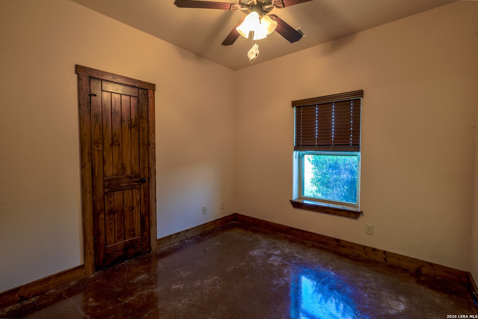 331 County Road 423 Stockdale TX 78160