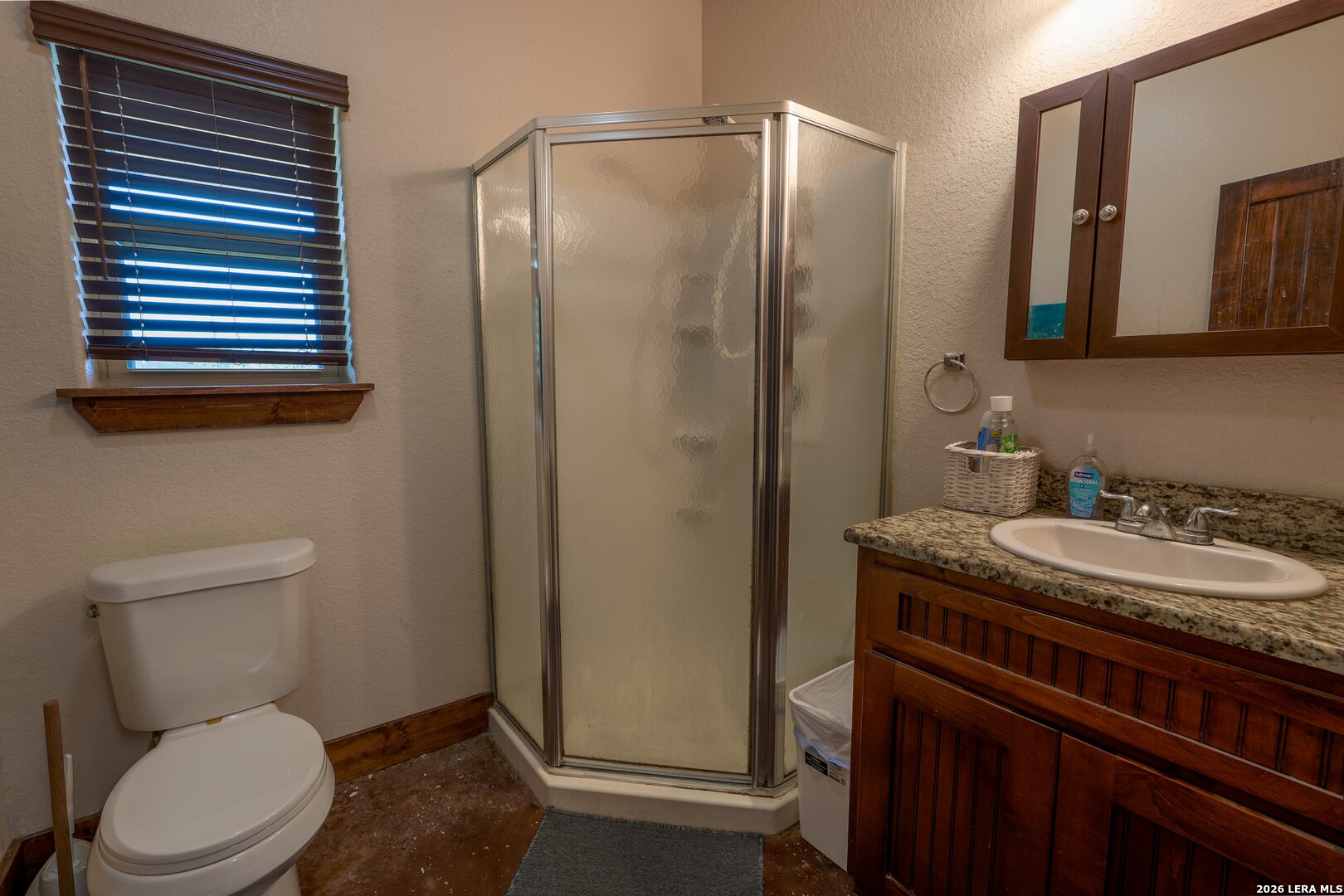 331 County Road 423 Stockdale TX 78160
