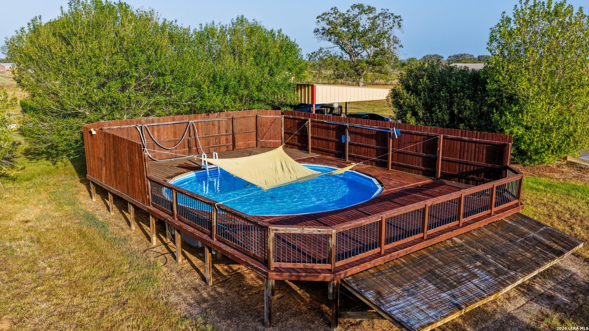 331 County Road 423 Stockdale TX 78160