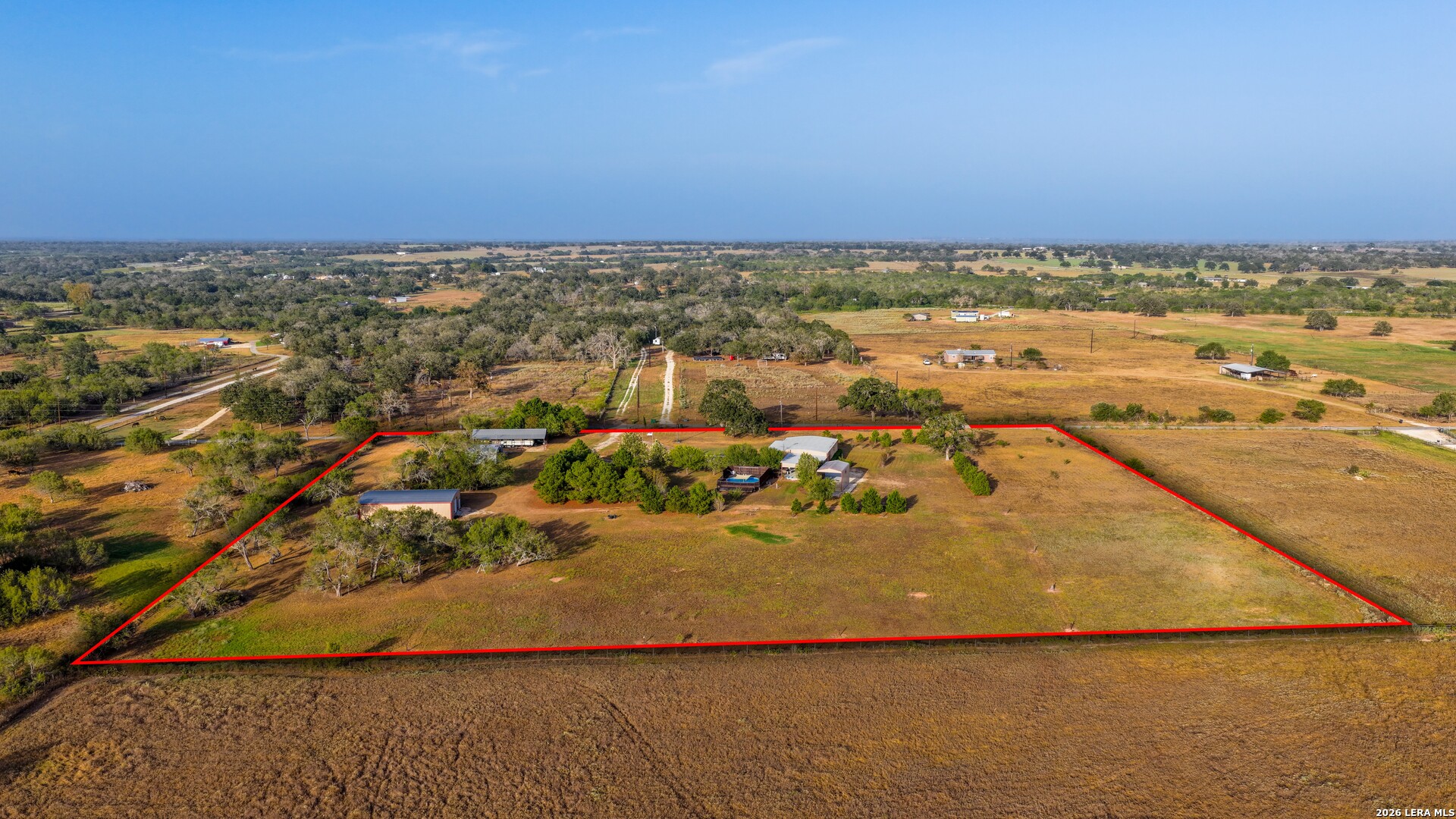 331 County Road 423 Stockdale TX 78160