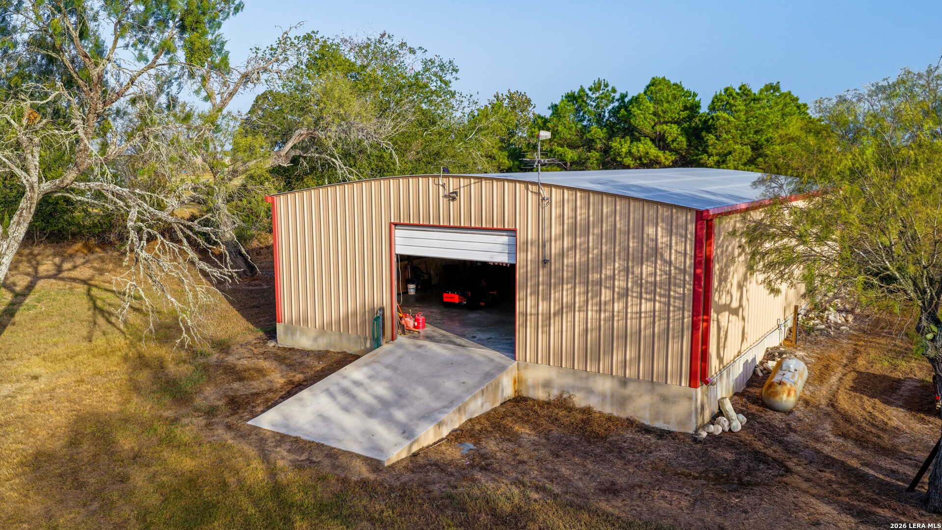 331 County Road 423 Stockdale TX 78160
