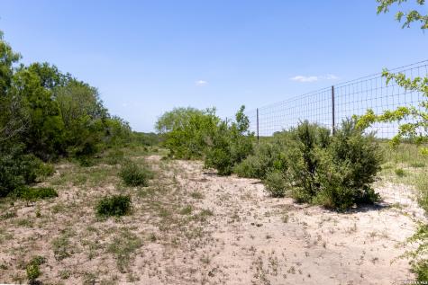 1305 Fm 799 George West TX 78022