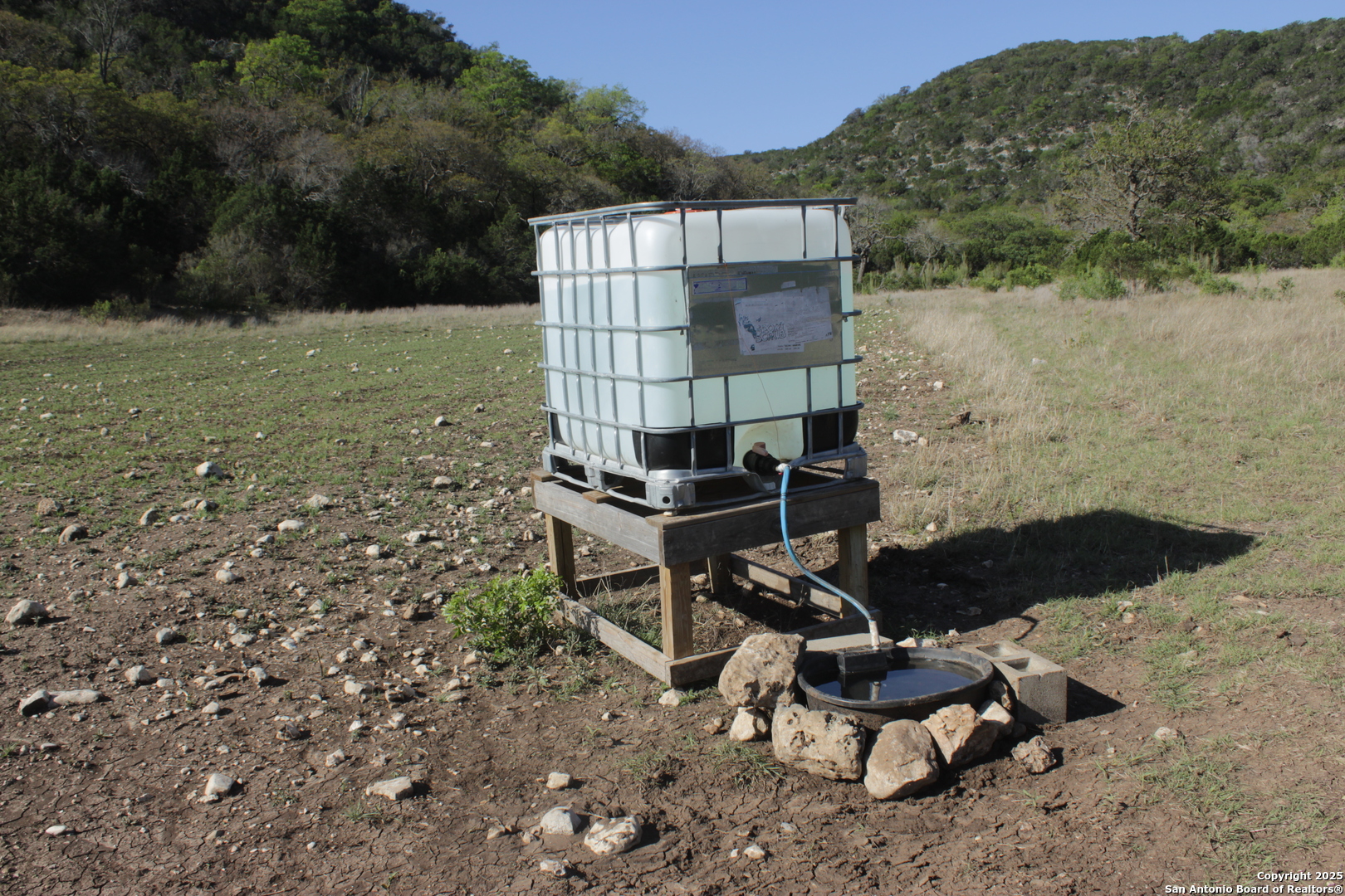 1976 W Cedar Creek Leakey TX 78873