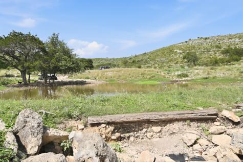 324 Private Road 3325 Sabinal TX 78881