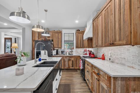 4682 County Road 416 Uvalde TX 78801