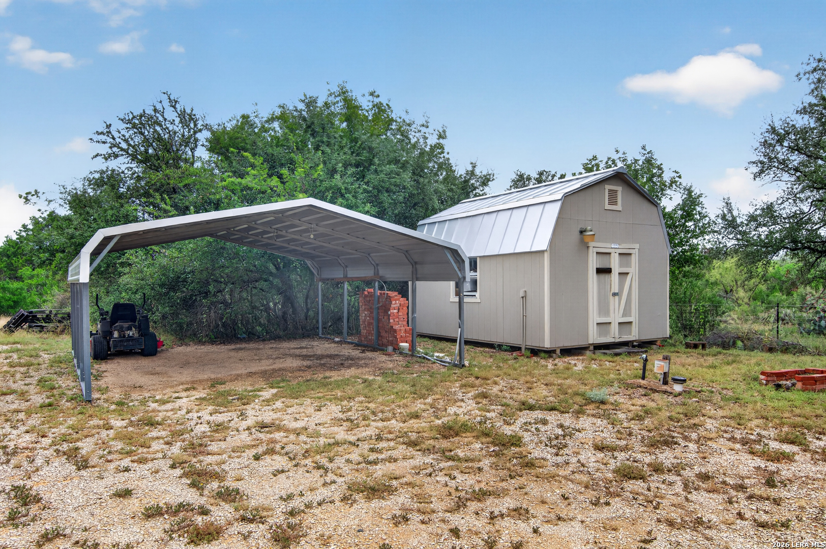 4682 County Road 416 Uvalde TX 78801