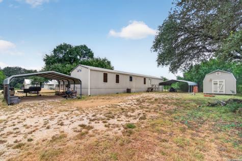 4682 County Road 416 Uvalde TX 78801