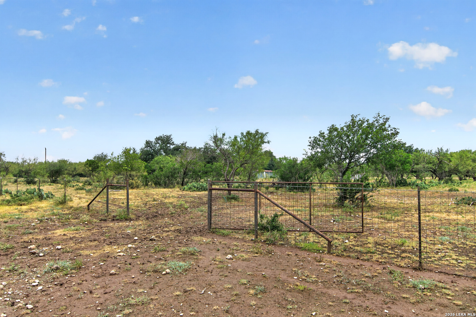 4682 County Road 416 Uvalde TX 78801