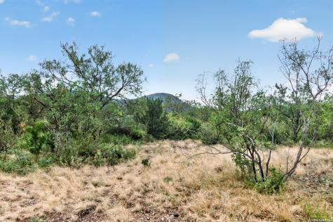 4682 County Road 416 Uvalde TX 78801